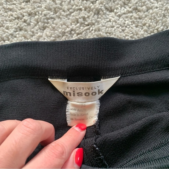 Exclusively Misook Black Straight Leg Knit Pants Size Medium FLAWS - Picture 6 of 8